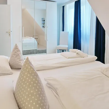 Henning Apartment